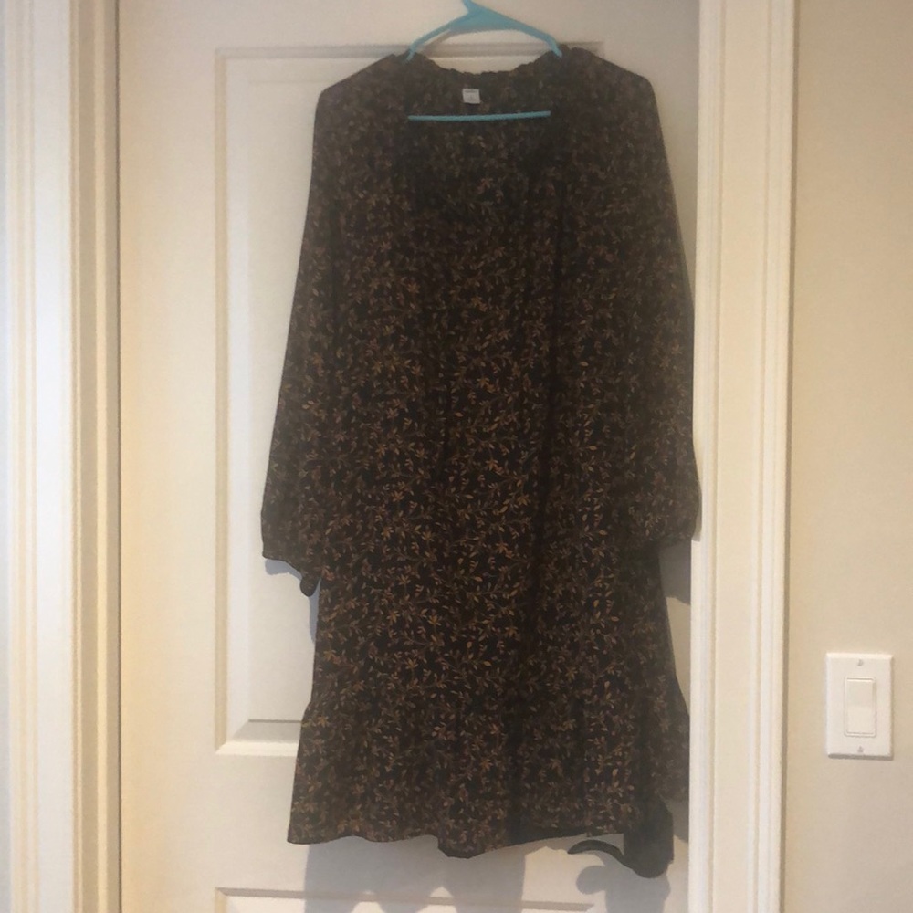Old navy Foral dress black, brown and red